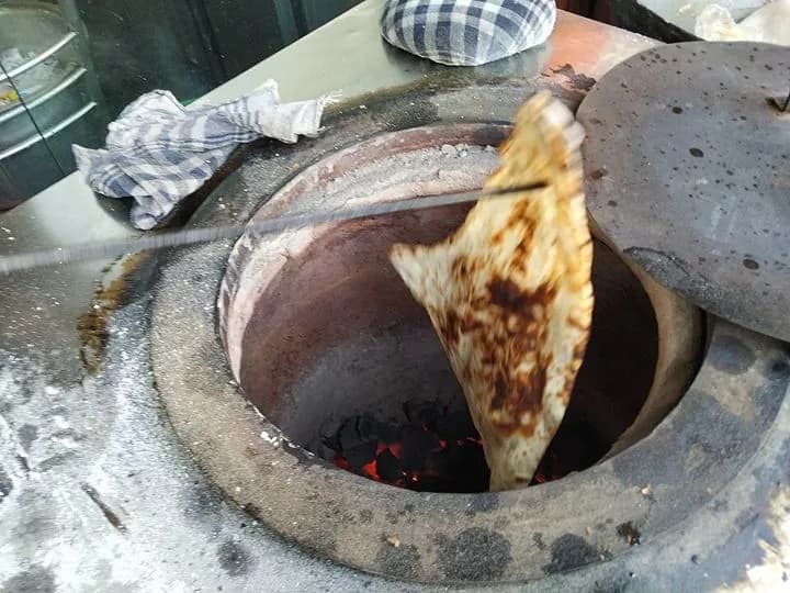 Half & Half Garlic Naan
