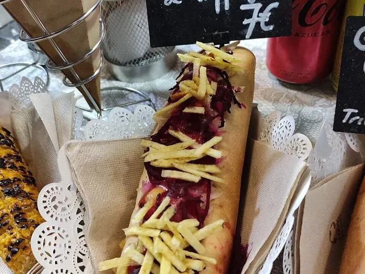 Cheese-Loaded NY Street Hot Dog