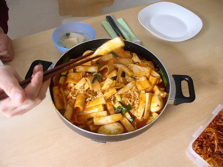 Half & Half Rabokki
