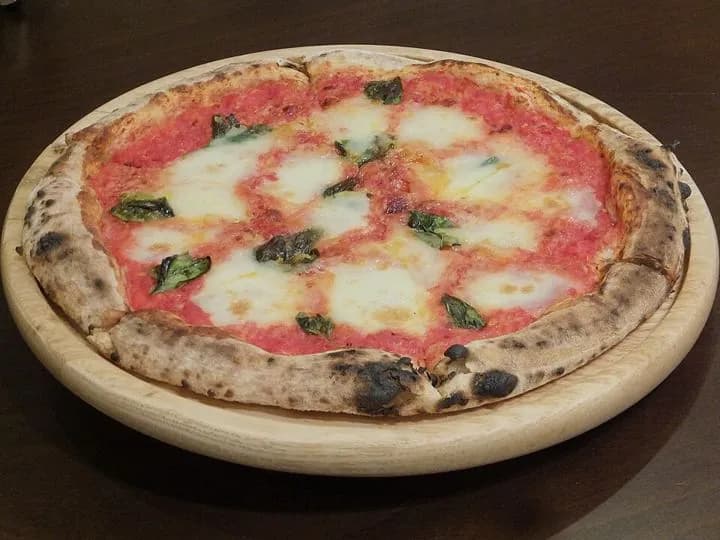 Set (nothing to drink included) Margherita Pizza