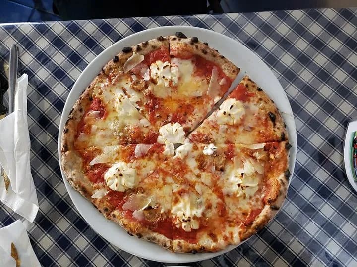 Half & Half Quattro Formaggi